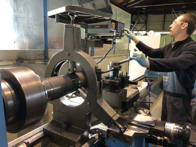 Mécanique, maintenance et usinage 1 Emga mécanique